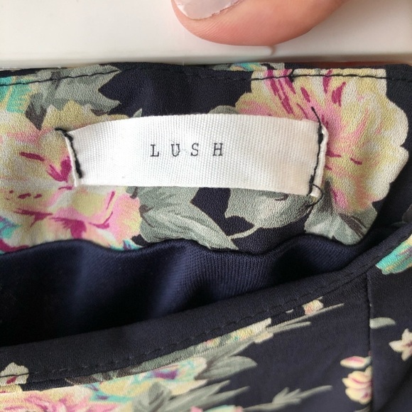 Lush Navy Floral Swing Shorts - Picture 3 of 5